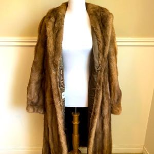 Vintage Hurtig Women’s Caramel Colored Mink Fur Coat